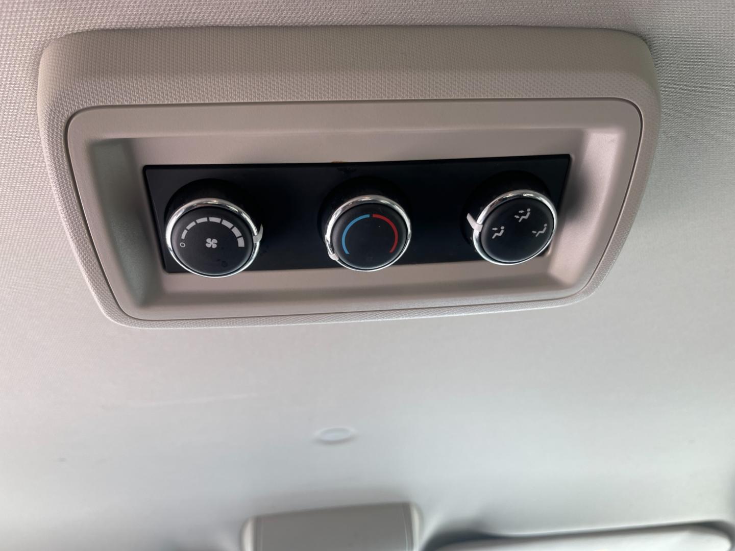 2019 Black /Black Dodge Grand Caravan SE (2C4RDGBG6KR) with an 3.6L V6 DOHC 24V engine, 6A transmission, located at 547 E. Main St., Orwell, OH, 44076, (440) 437-5893, 41.535435, -80.847855 - This 2019 Dodge Grand Caravan SE presents a practical and spacious option for families or travelers needing room for seven passengers. Powered by the robust 3.6L Pentastar V6 engine paired with a 6-speed automatic transmission, it delivers a smooth and reliable driving experience. This model boasts - Photo#29